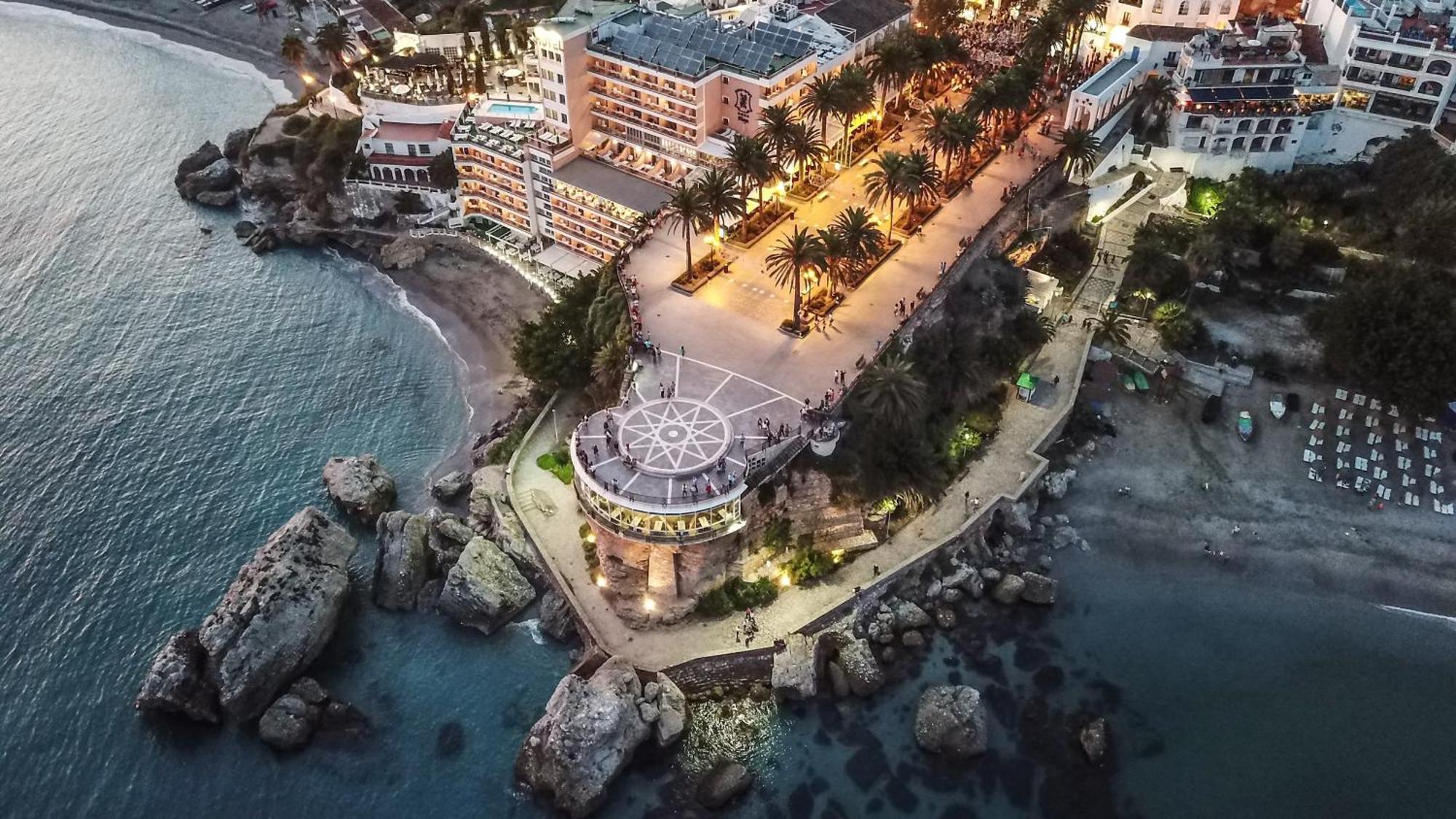 Renovated Apartment On Beachside With Pool ネルハ エクステリア 写真