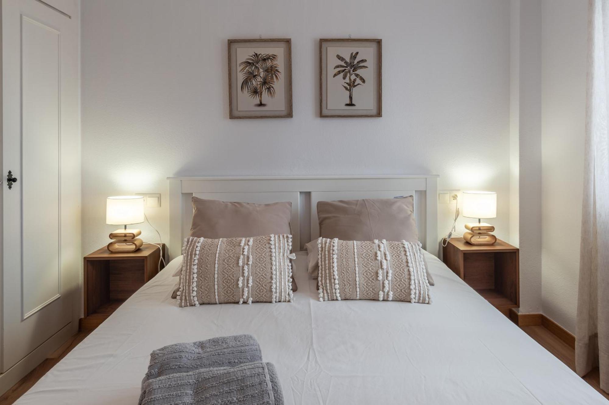 Renovated Apartment On Beachside With Pool ネルハ 部屋 写真