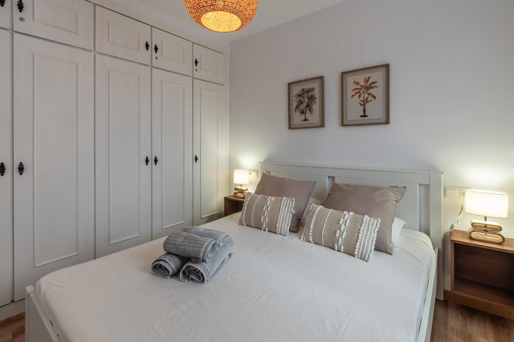 Renovated Apartment On Beachside With Pool ネルハ エクステリア 写真