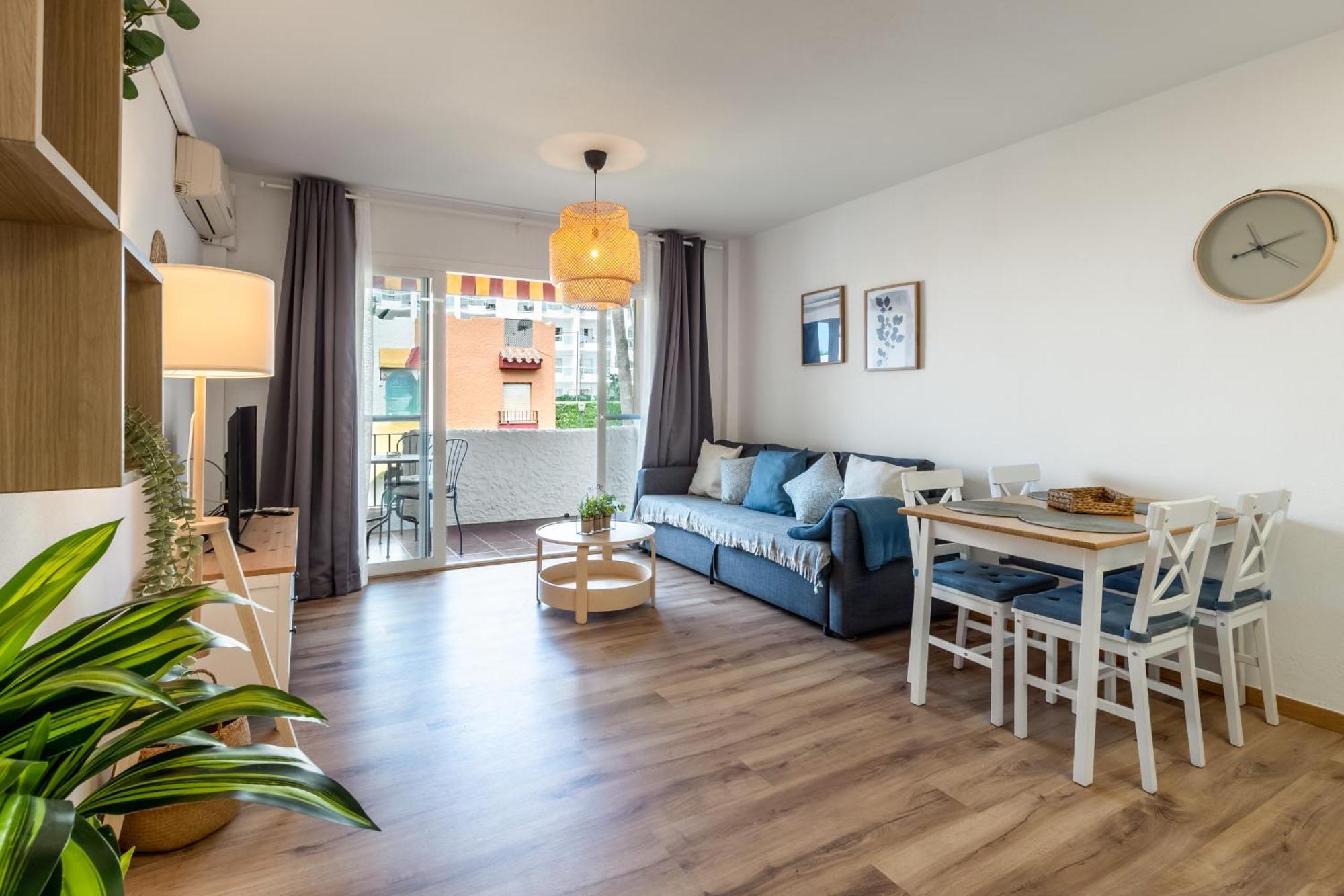 Renovated Apartment On Beachside With Pool ネルハ エクステリア 写真