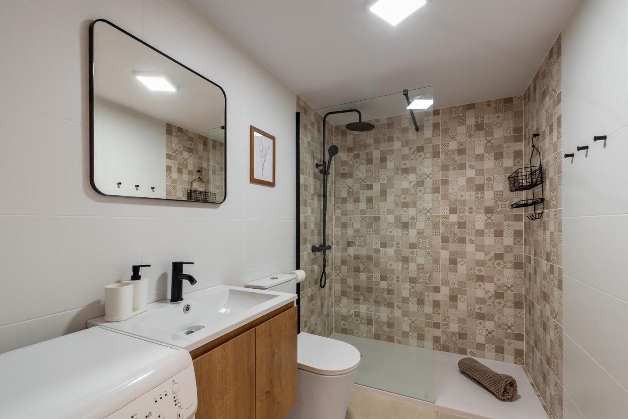 Renovated Apartment On Beachside With Pool ネルハ エクステリア 写真