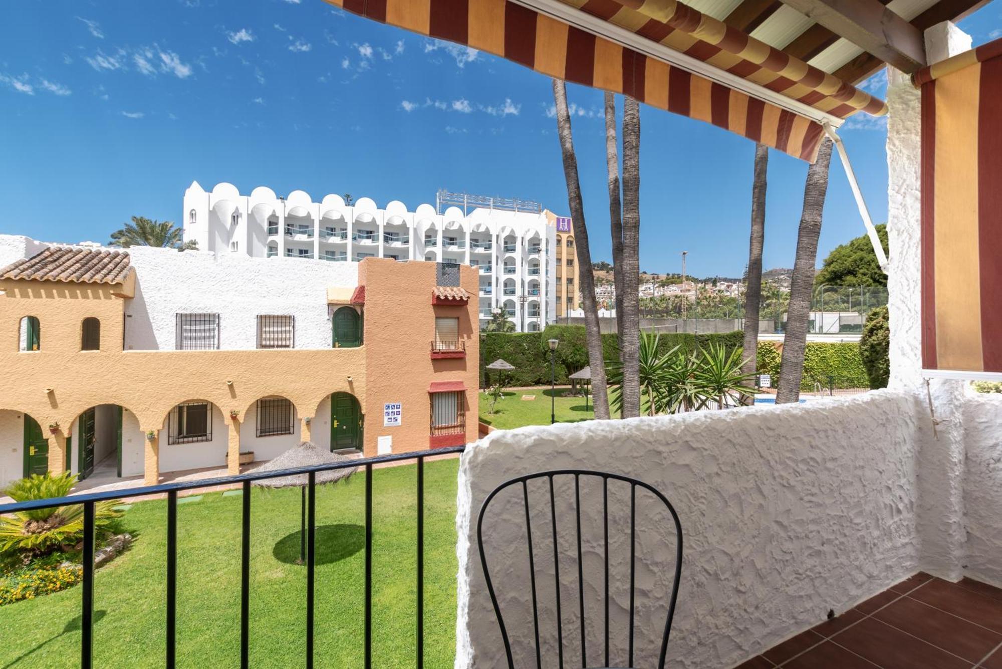 Renovated Apartment On Beachside With Pool ネルハ エクステリア 写真