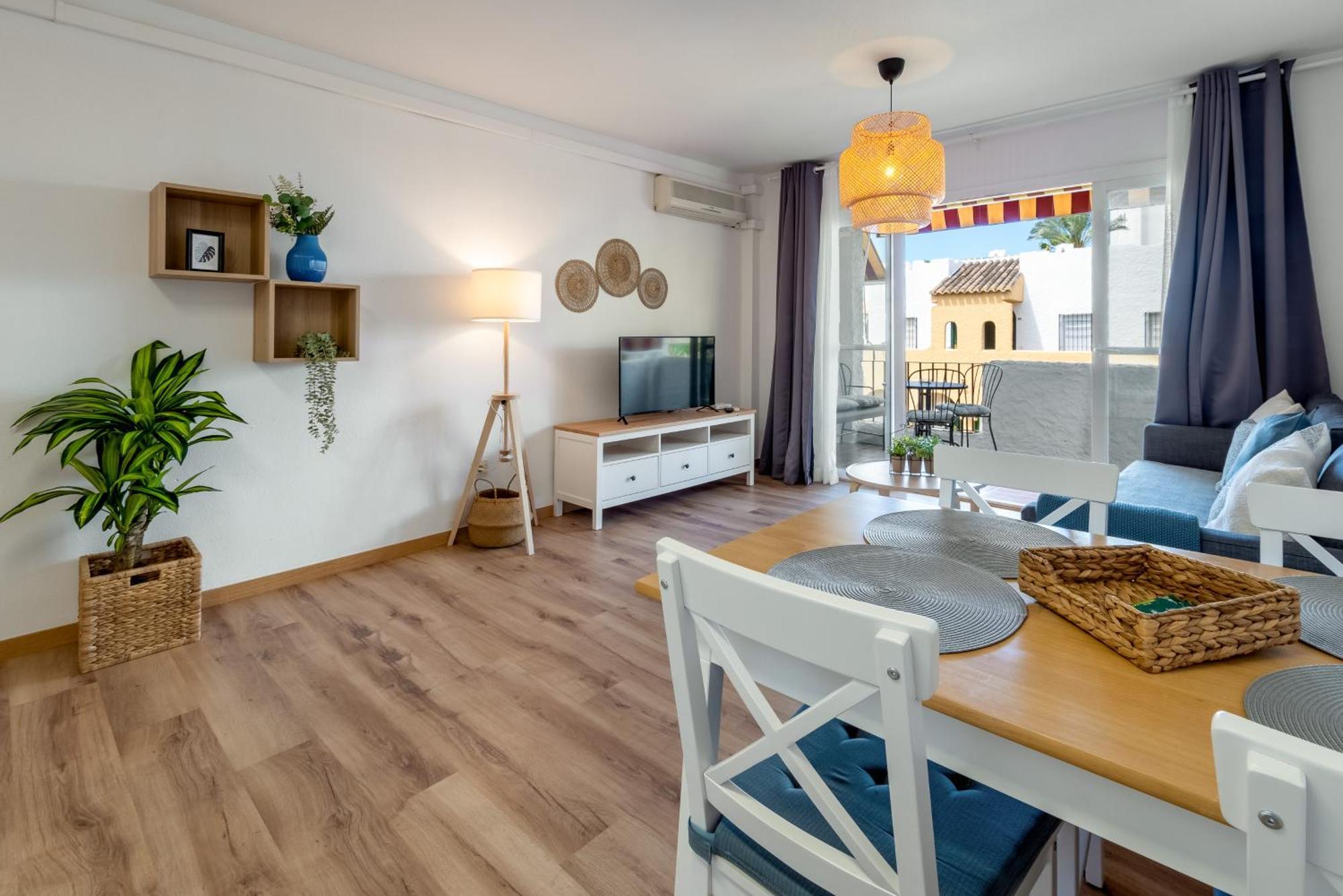 Renovated Apartment On Beachside With Pool ネルハ エクステリア 写真