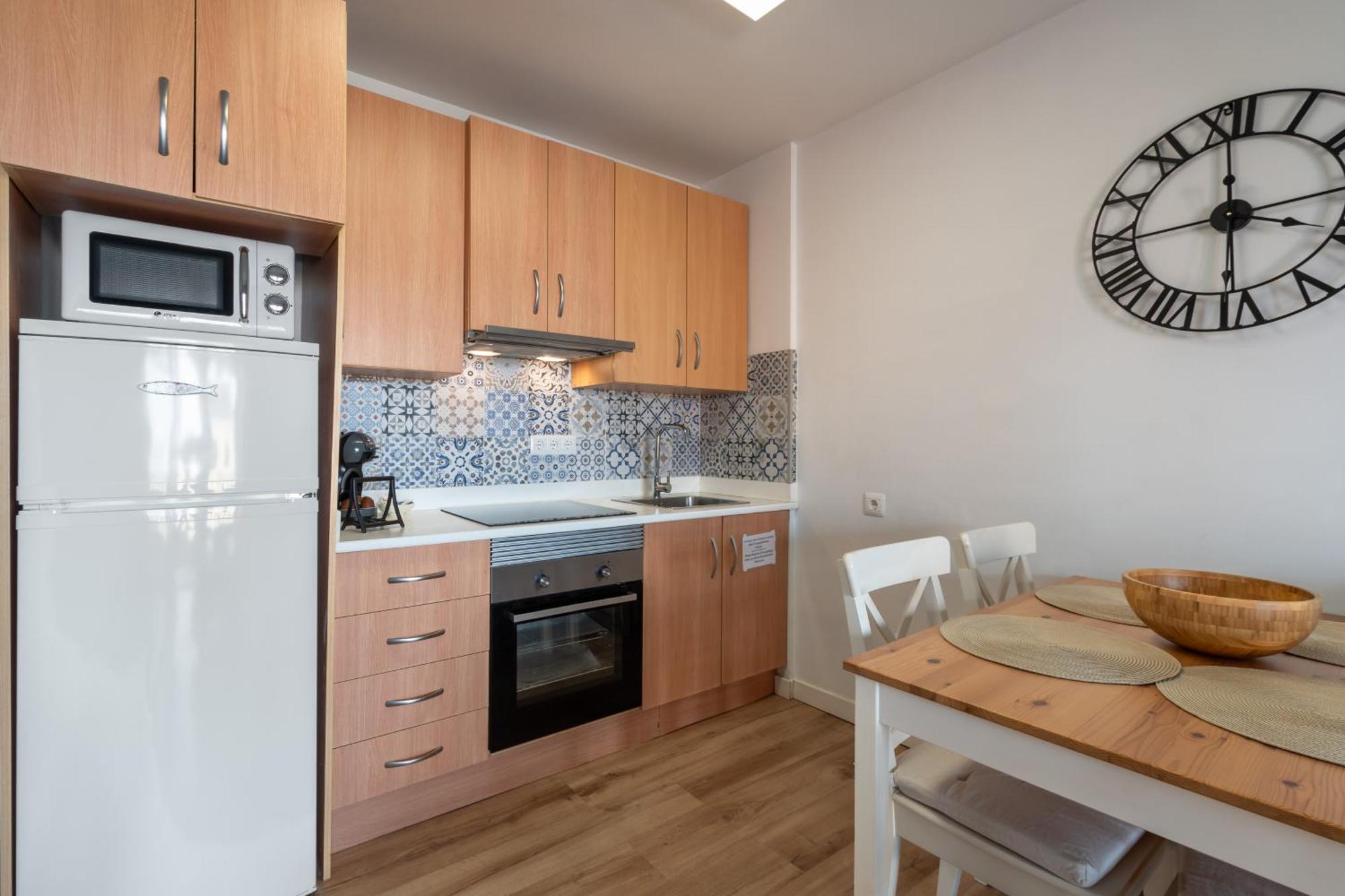 Renovated Apartment On Beachside With Pool ネルハ エクステリア 写真