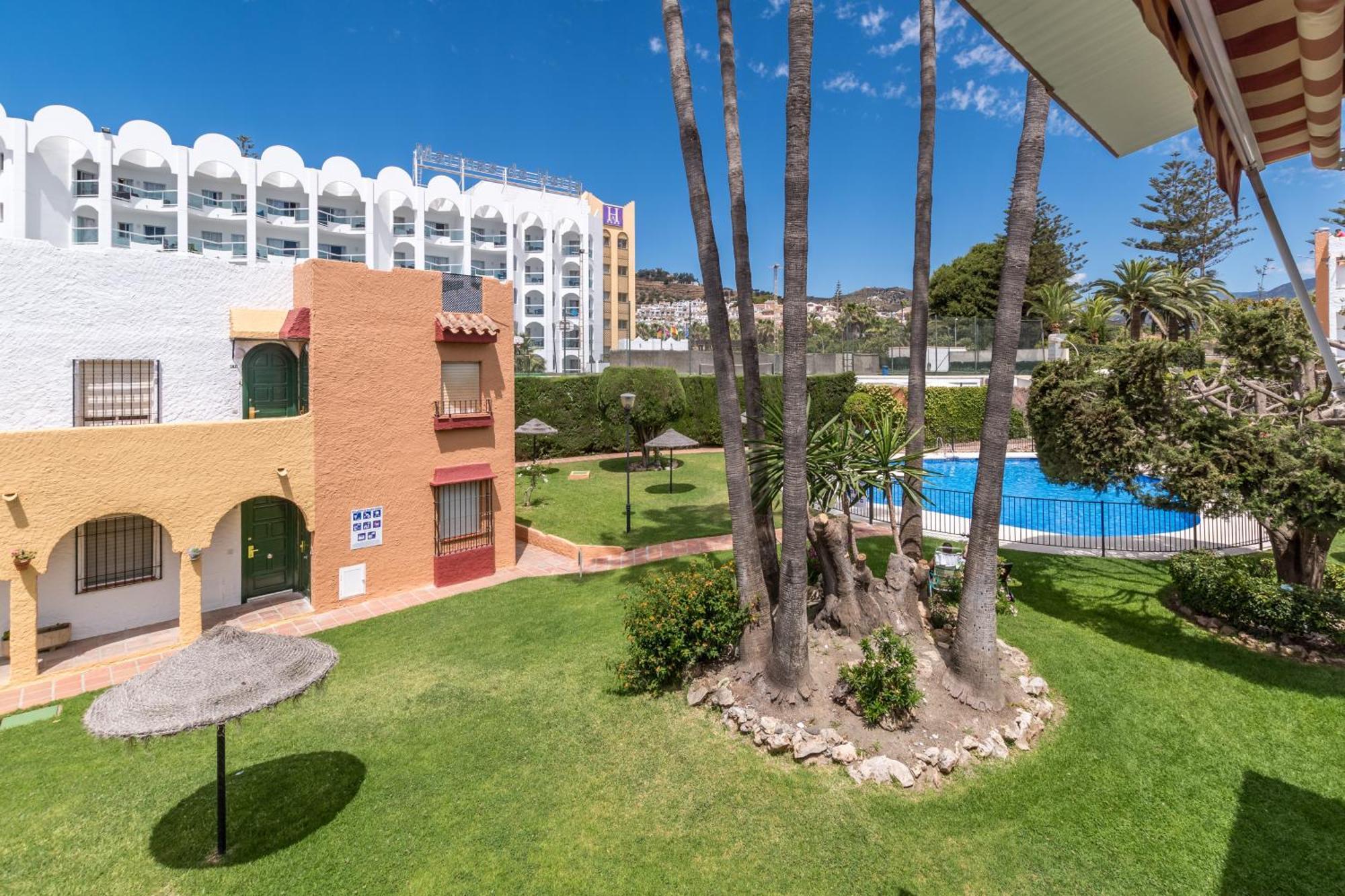 Renovated Apartment On Beachside With Pool ネルハ エクステリア 写真